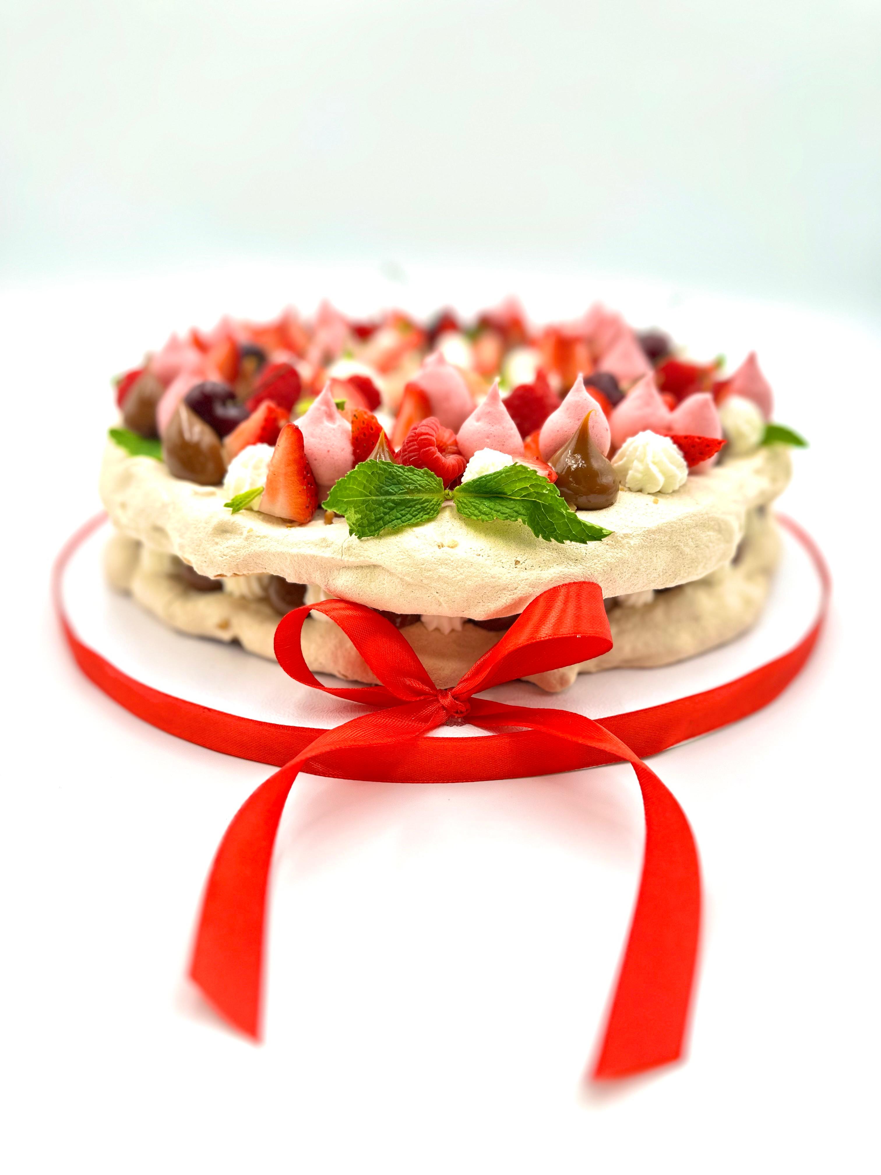 Pavlova Wreath