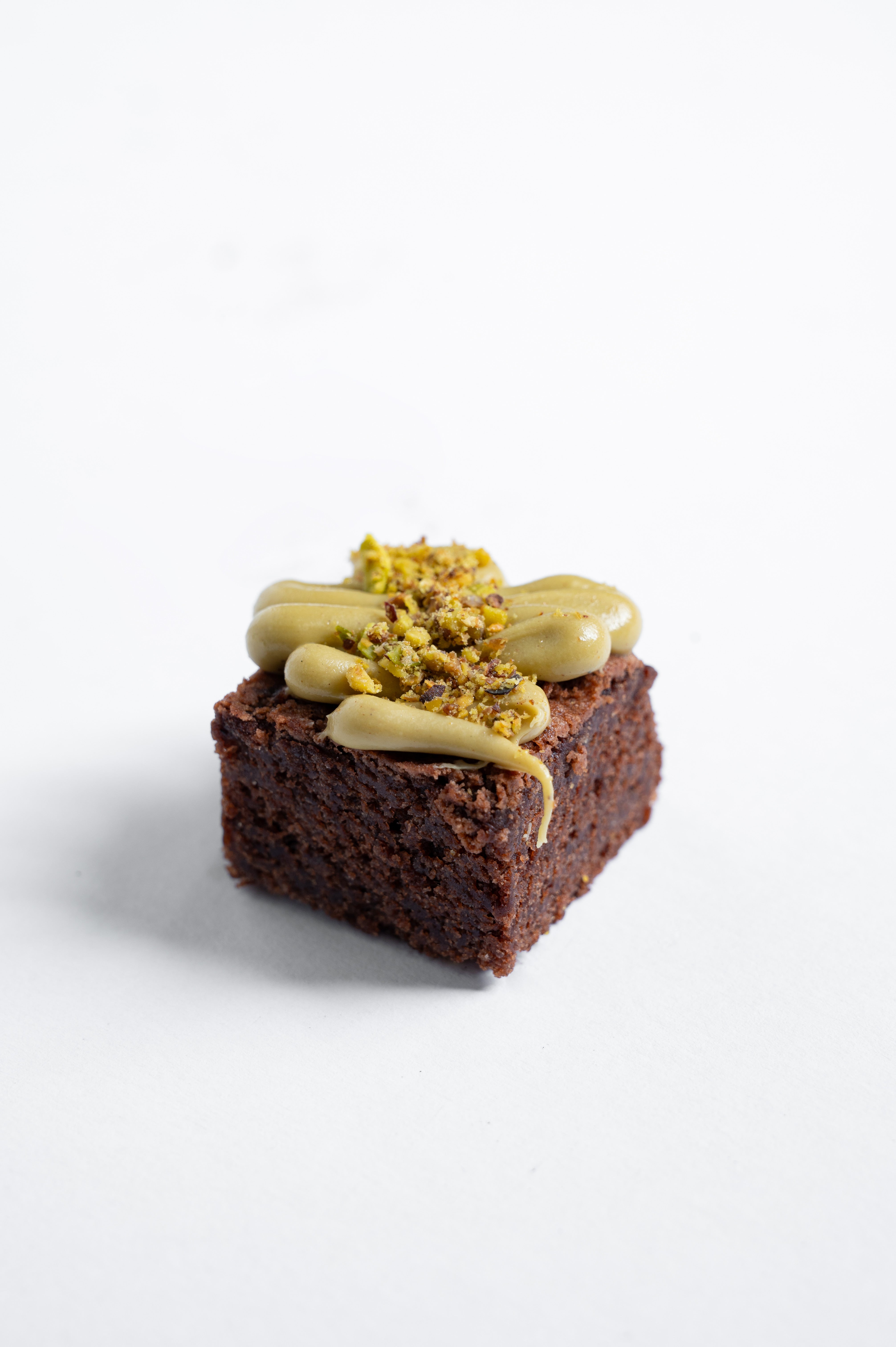 Mini Brownie with Pistacho Cream